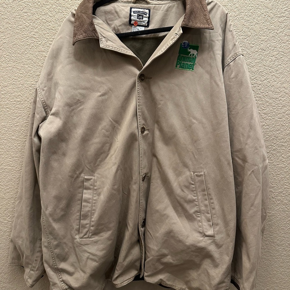 Vintage Lee Tan Animal planet jacket